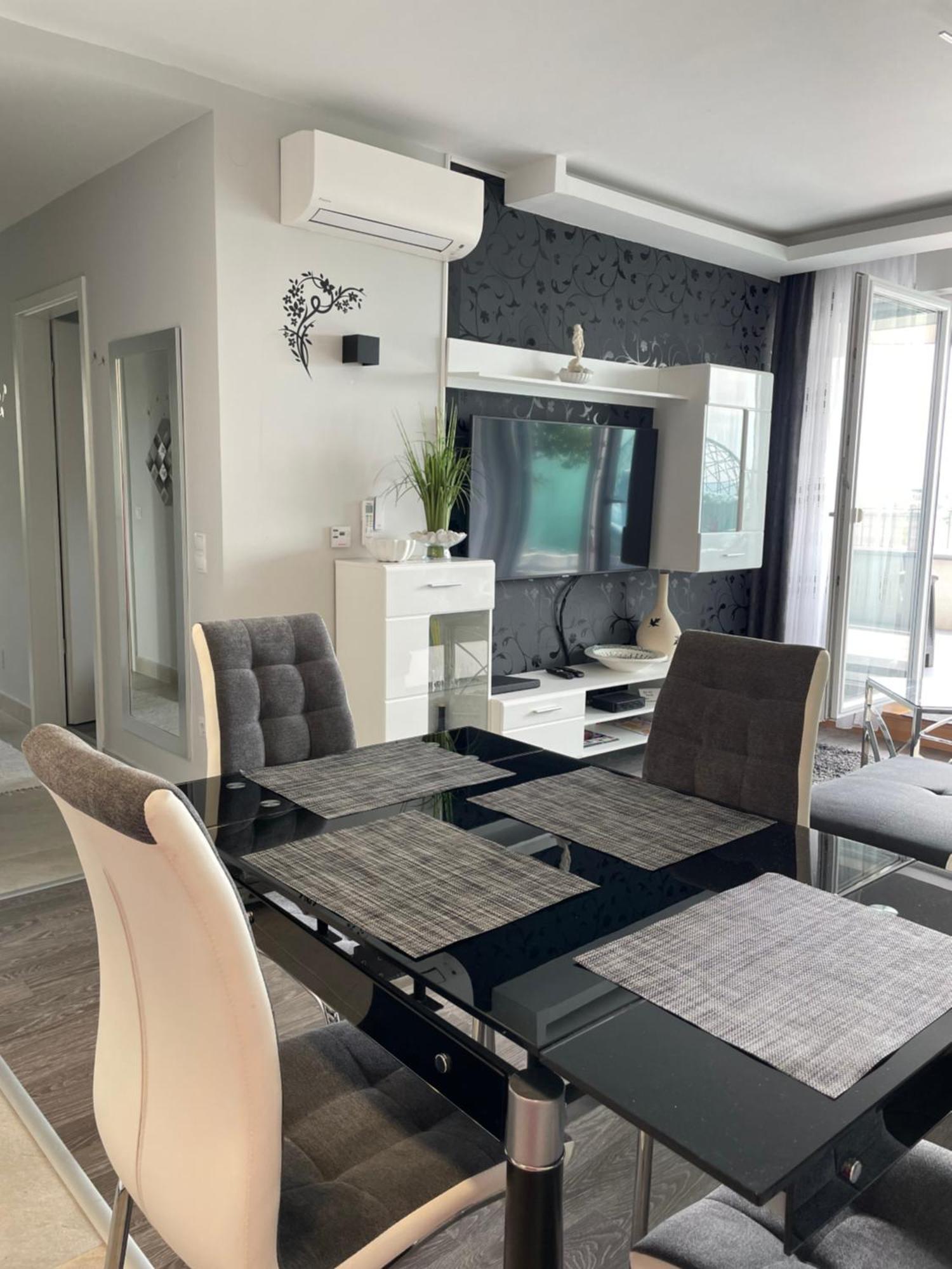 Silver Gray Appartment Balatonlelle Ngoại thất bức ảnh